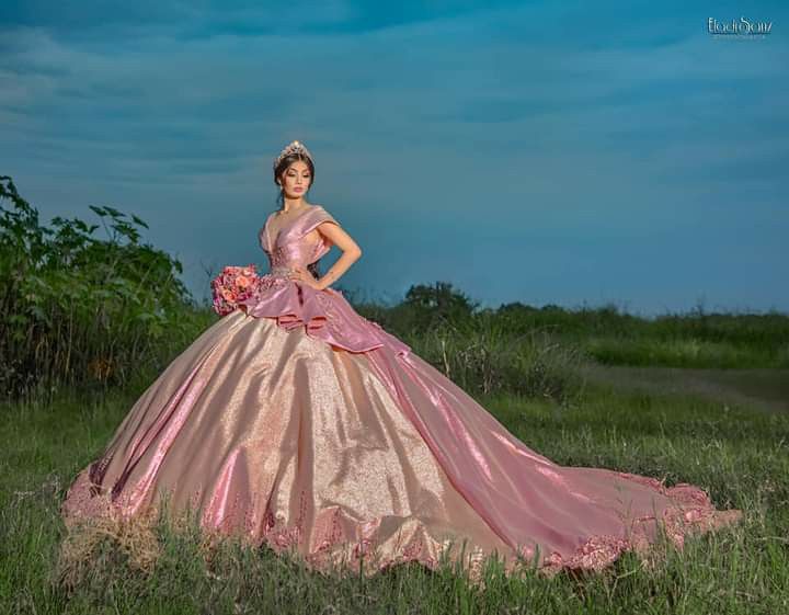 Vestido de XV años: cómo elegir el corte según tu figura
