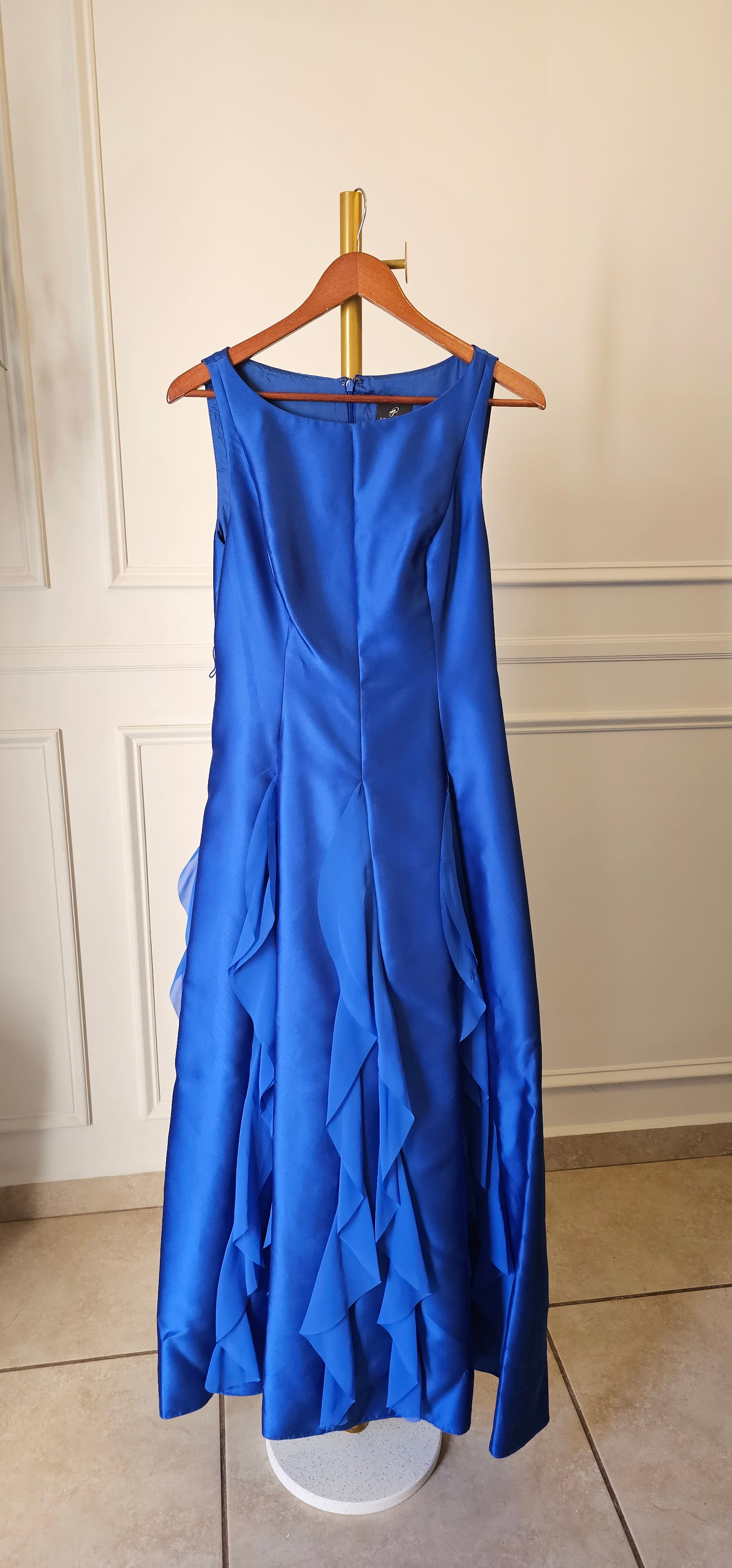 Adrianna Papell Yves Blue Mikado Chiffon Sleeveless Gown — foto 5