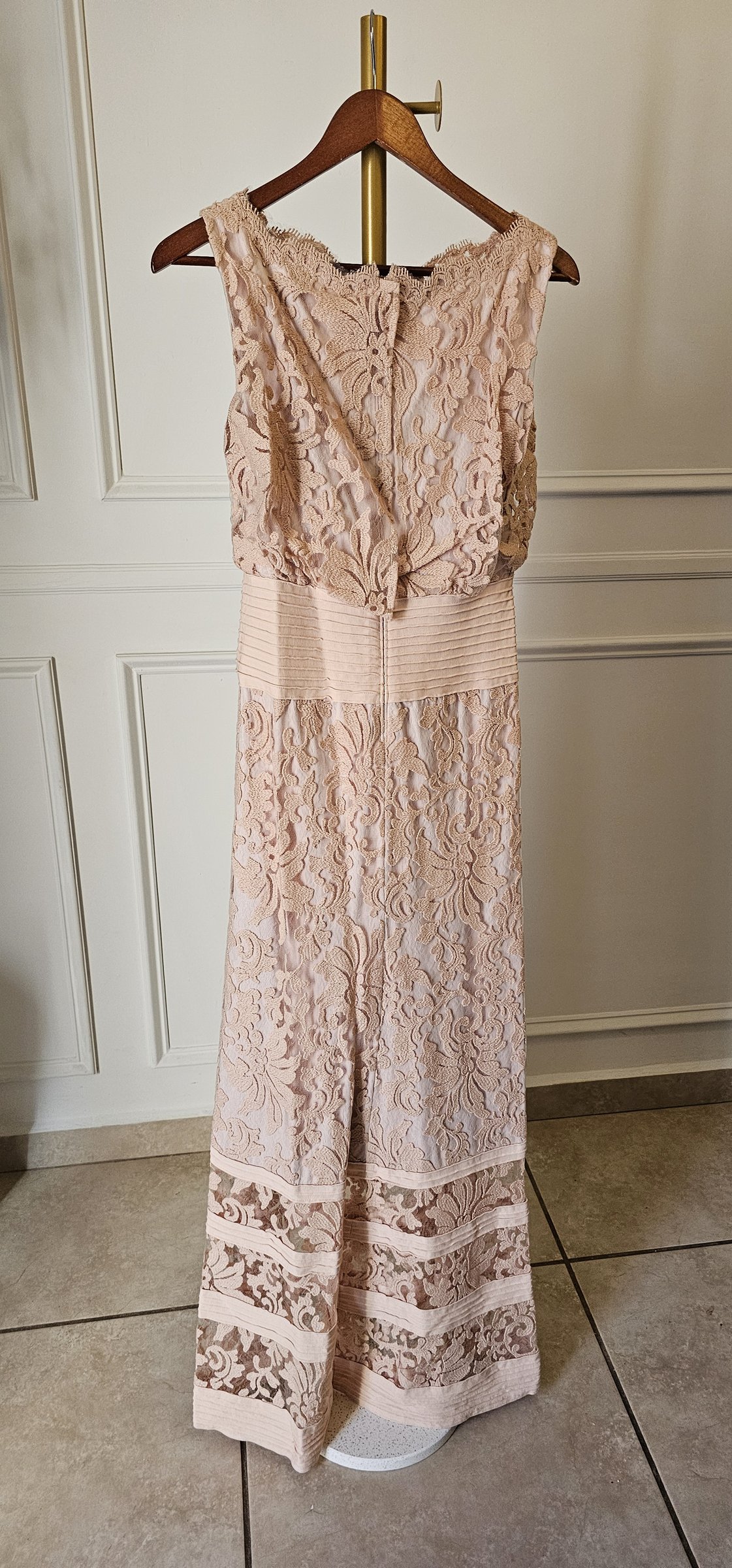 Vestido Blouson Paillette de Encaje - Tadashi Shoji — foto 4
