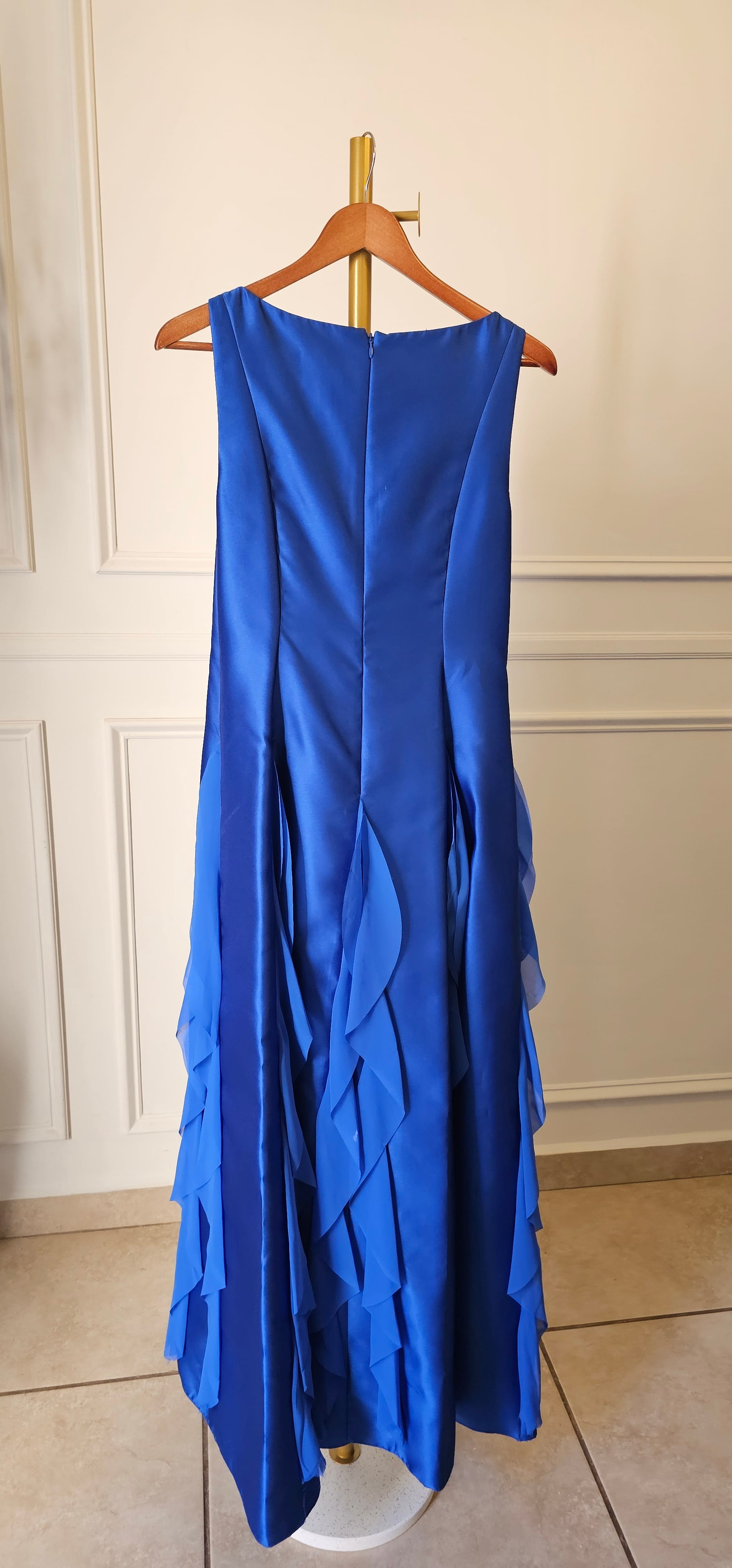 Adrianna Papell Yves Blue Mikado Chiffon Sleeveless Gown — foto 8