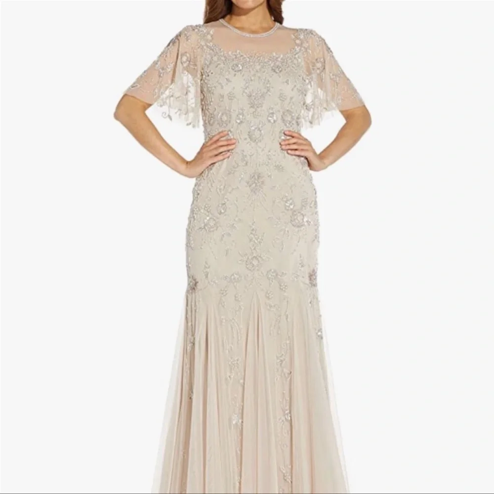Adrianna Papell Hand Beaded Floral Godet Gown — foto 4