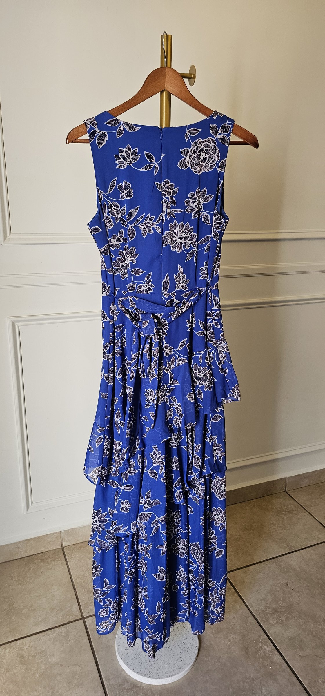Vestidoen Capas con Estampado Floral - Jessica Howard — foto 4